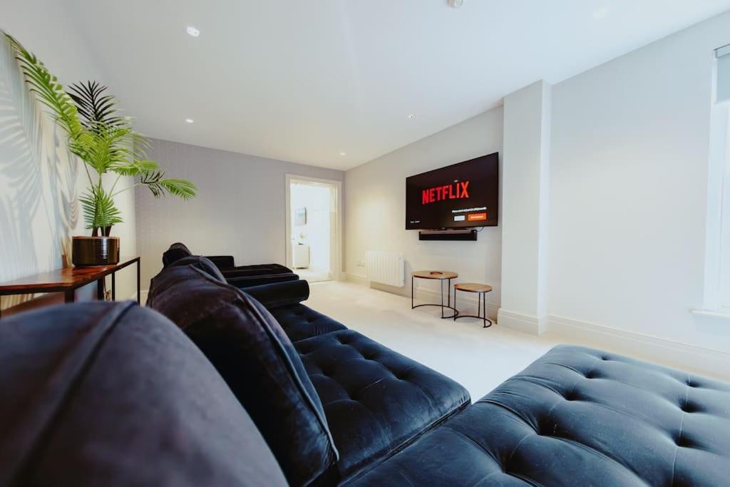 3-Story Townhouse - Sleeps 8 Leilighet Leeds  Eksteriør bilde